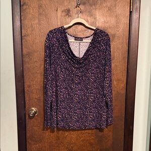 Floral Print Women's scoop neck Top